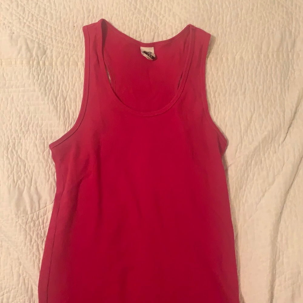 Aritzia TNA tank top